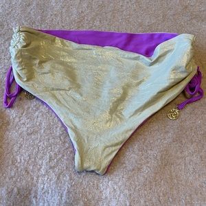 Gold/purple reversible Bottom